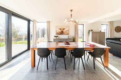 Luxe familiewoning met grote tuin