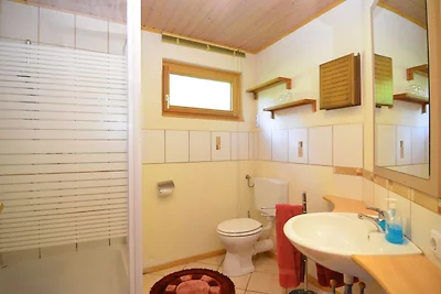 Schönes Ferienhaus mit überdachter Veranda