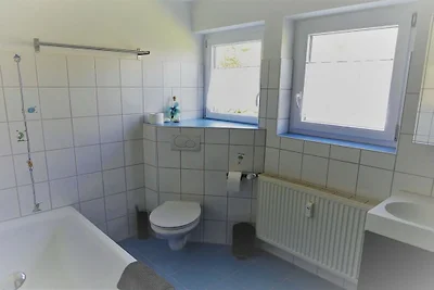 Strandbad40 EG-1, Stützle