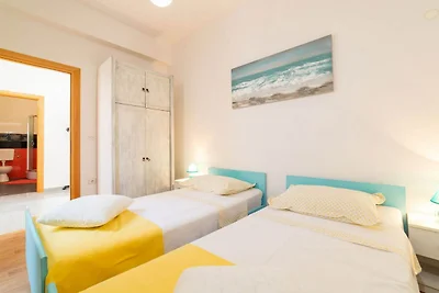 Seafront Villa with Furnished Sun Terrace, Cl...