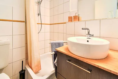 Modernes Appartement mit Terrasse auf Rügen