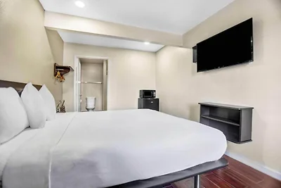 Letto king|NSMK|Mini frigo|Divano letto