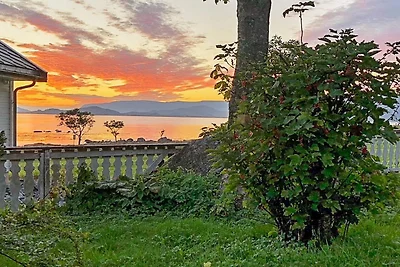 5 Personen Ferienhaus in Svelgen-By Traum