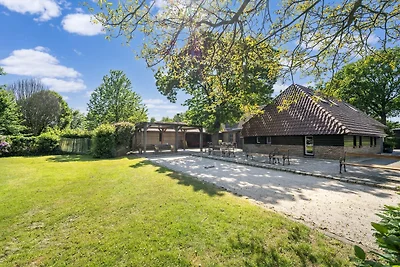 Herrenhaus f�r 26 Personen in Asten