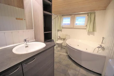 Ferienhaus mit Sauna im Ferienpark Mirow