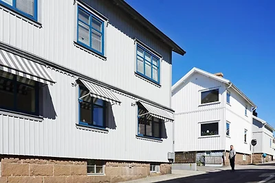 4 persone case ad LYSEKIL-By Traum