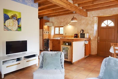 Bella casa vacanze con piscina in Ardèche