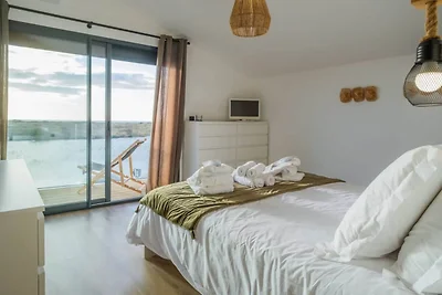 Villa met uitzicht op de Orb en de zee
