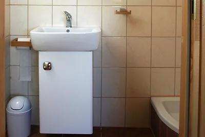 Ferienhaus in Kopalino mit Garten