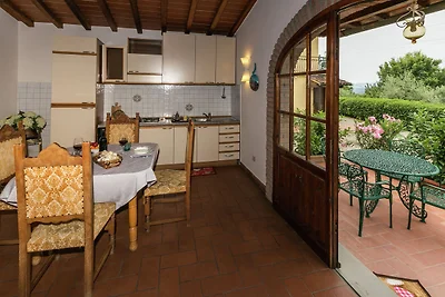 Spaziosa casa vacanze con piscina a Terranuov...