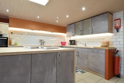 Luxuriöses Ferienhaus mit Sauna und Whirlpool