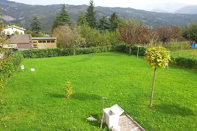 Uriges Ferienhaus mit Garten in Ponte della...