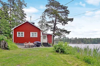 5 persone case ad ÅKERSBERGA
