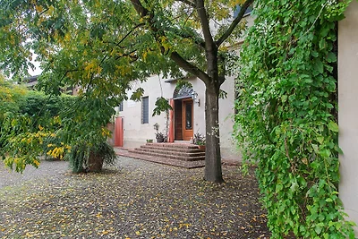 Uriges Appartement mit Garten in Stagno...