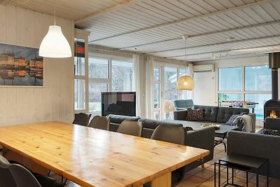 Ruhiges Ferienhaus in Hovedstaden am Meer