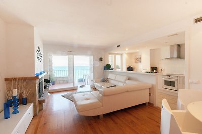 Luxus-Ferienwohnung in L'Escala in Strandnähe