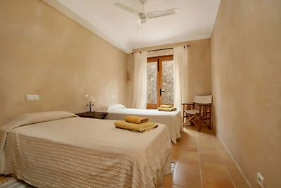 Geräumiges Ferienhaus mit privatem Pool