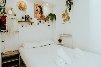 Appartamento con terrazza sul mare e piscina