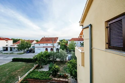 Schöne Ferienwohnung in Biograd na Moru mit...