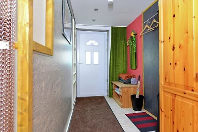 Schönes Appartement in Holz mit Terrasse