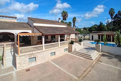 Elegante Familienvilla in der Nähe von...