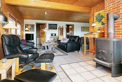 Geräumiges Ferienhaus in Harboøre mit Sauna