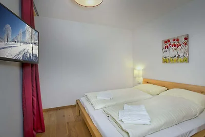 Appartement in Neukirchen bij Skilift & Sauna