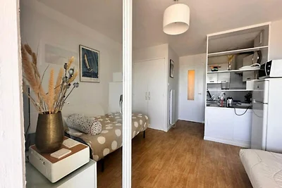 Wohnung in Grau du Roi mit Meerblick