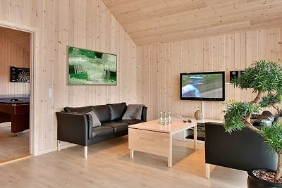 16 Personen Ferienhaus in Tisvildeleje