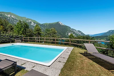 Ferienhaus in Ledro mit Terrasse