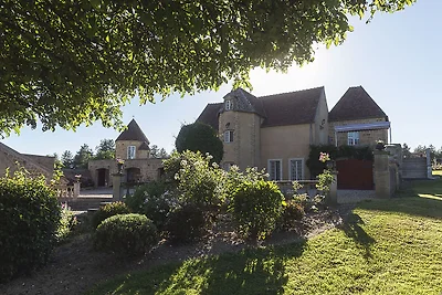 Herrenhaus in Meaulne mit privatem Pool