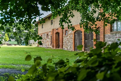 Herrenhaus am Seeufer