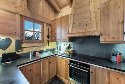 Chalet in Courchevel mit Skizugang und Spa
