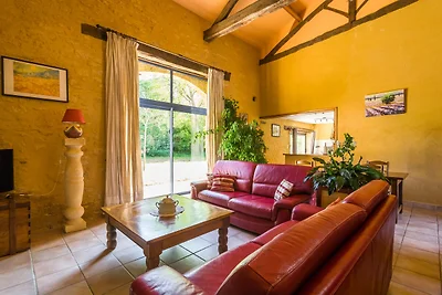 Geräumiges Ferienhaus mit privatem Pool