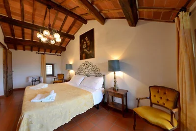 Bellissima villa con piscina a Cortona