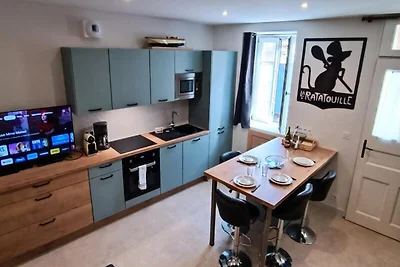 Ferienhaus in La Chaume in der Nähe von Vendé...