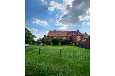 Ferienhaus in Eilsum mit Schwimmbecken