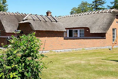 12 Personen Ferienhaus in Væggerløse
