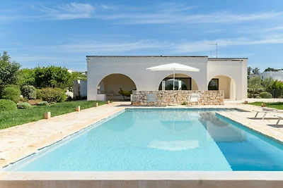 Charme Ostunese con piscina