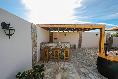 Villa in Policnik met zwembad