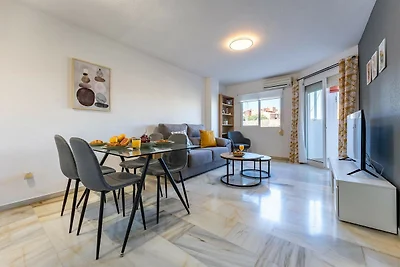 Faros Arroyo de la Miel Apartment in Malaga