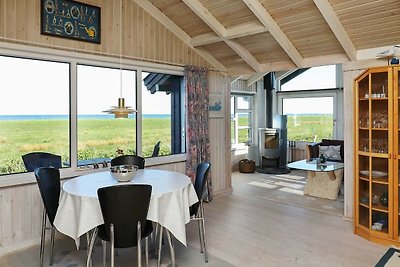 Ferienhaus am Meer in Jütland mit Terrasse