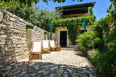 Haustierfreundliches Ferienhaus in Sukošan