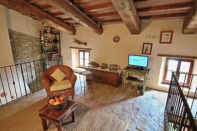 Geräumiges Bauernhaus in Apecchio mit Pool
