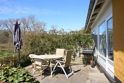 2 persoons vakantie huis in Aakirkeby-By...