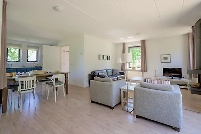 Spaziosa casa vicino ai laghi della Frisia