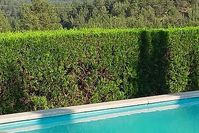 Cottage in Catalogna con piscina e giardino