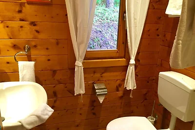 Chalet confortable avec sauna privé à...