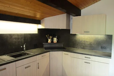 4 camere per 12 persone