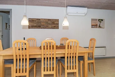 10 Personen Ferienhaus in Henne